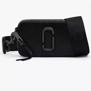 Marc Jacobs Black Gloss snapshot  Bag